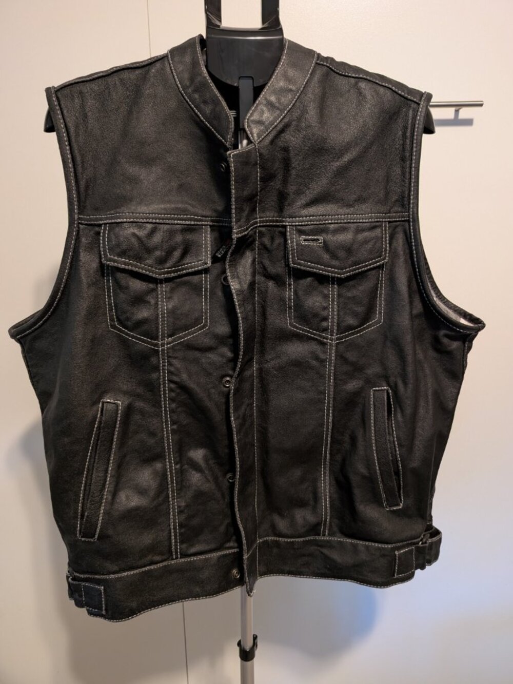 Jackets 4 Bikes Club Style Motorcycle Leather Vest - XL